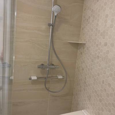 Remplacement d'une baignoire par une douche  2