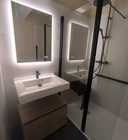 REAMENAGEMENT D'UNE SALLE D'EAU 